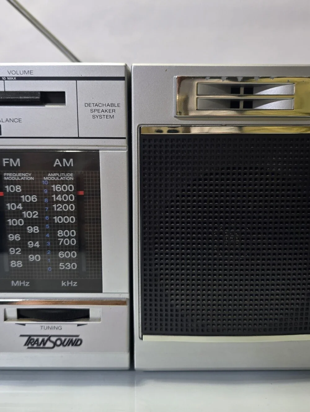 Sony CFS-3000 Stereo Boombox 1980s Tape Cassette AM/FM Radio Exellent Working